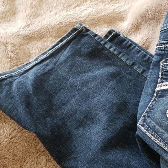 👖Silver Suki jeans...like new👖 - Picture 4 of 8